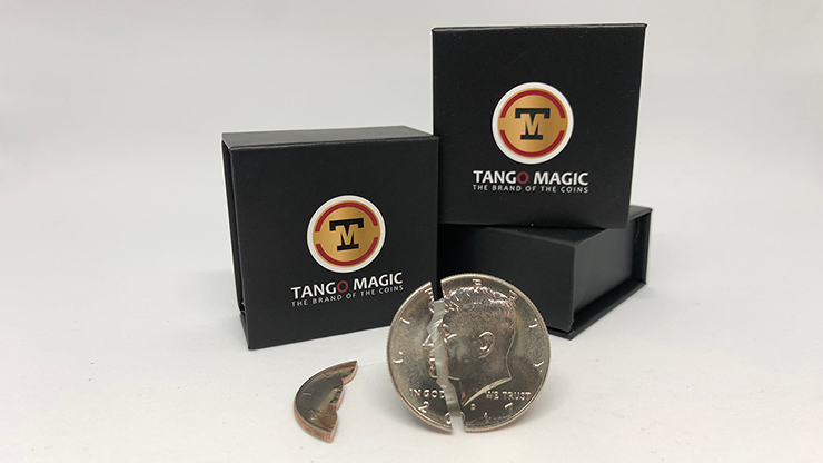 Bite Coin - (D0046)(Medio dólar estadounidense - Tradicional con pieza adicional) de Tango - Trick