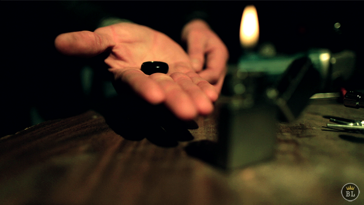 Ash and Ember Plata Curva Talla 8 (2 Anillos) por Zach Heath - Trick