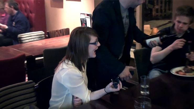 Producción de botellas de cerveza de David Penn (trucos e instrucciones en línea) - Truco