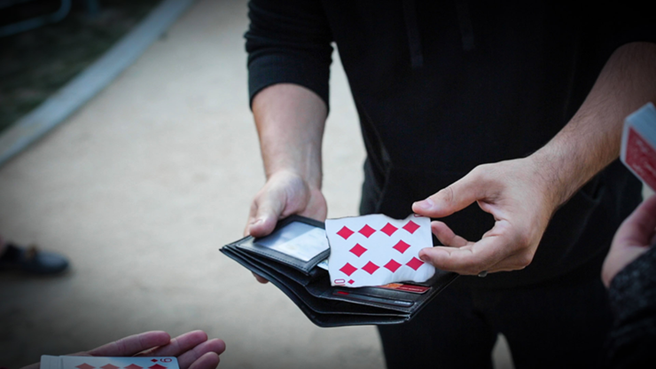 The Aficionado Fire Wallet (Truco e instrucciones en línea) de Murphy's Magic Supplies Inc. - Truco