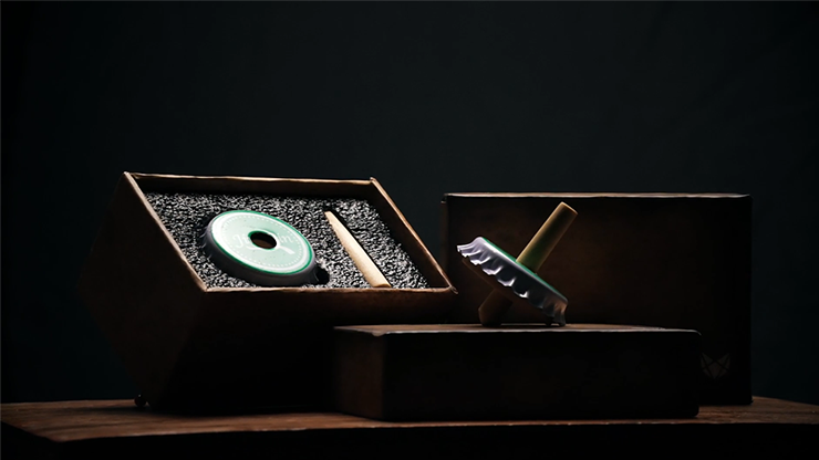 Grandfather's Top (Truco e instrucciones en línea) de Adam Wilber y Vulpine Creations - Truco