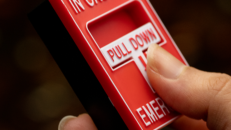 En caso de emergencia (trucos e instrucciones en línea) de Adam Wilber y Vulpine - Truco