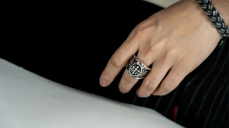 PITATA VibRing (Cruz / Tamaño 9) by PITATA MAGIC - Truco