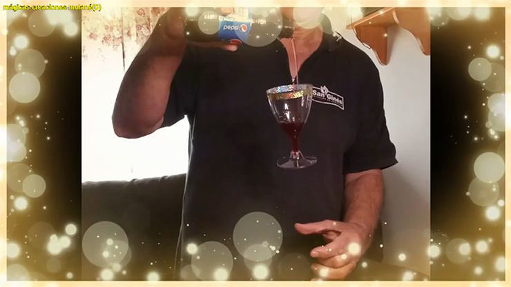 Vídeo Floating Glass 2 de Salvador Molano DESCARGAR