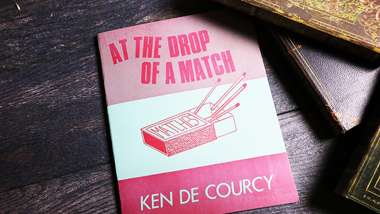 Al caer una cerilla de Ken De Courcy - Libro