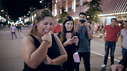 Self-Flipping Notepad (DVD y Gimmick) de Victor Sanz - DVD 