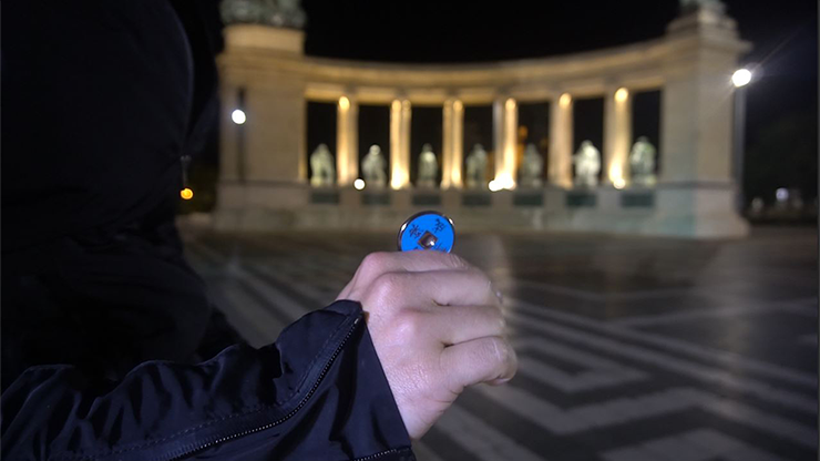 Cambio de color de moneda china (trucos e instrucciones en línea) por Joker Magic - Truco 