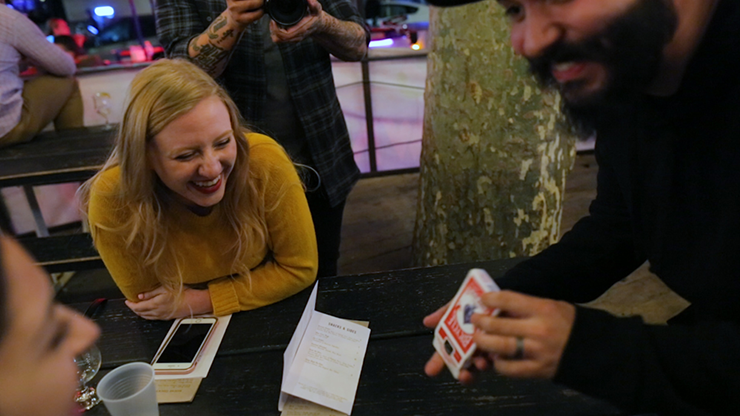 Blue Illusion (Truco e instrucciones en línea) de Yarden Aviv y Mark Mason - Truco 