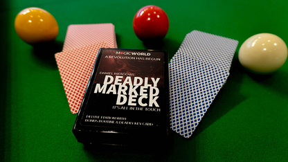 DEADLY MARKED DECK BLUE BEE (trucos e instrucciones en línea) de MagicWorld - Truco 