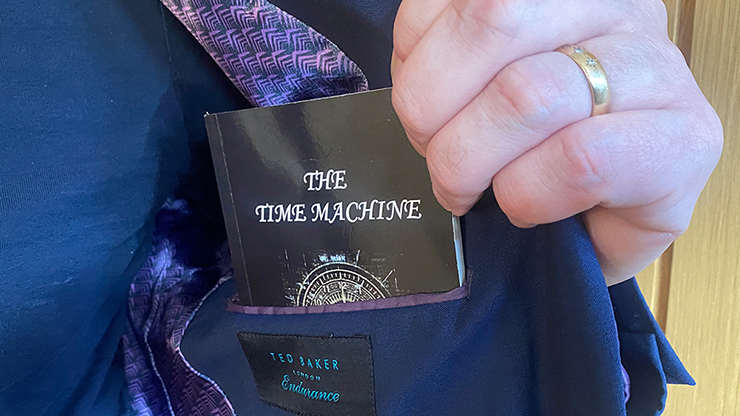 Facsimile (Time Machine) de Michael Daniels - Truco 