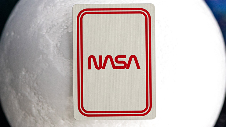 NAIPES OFICIALES DEL GUSANO DE LA NASA