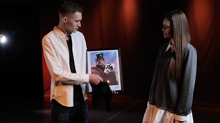 Phantom 2.0 (SuperHero) by Rezi, Hide & Sergey Koller