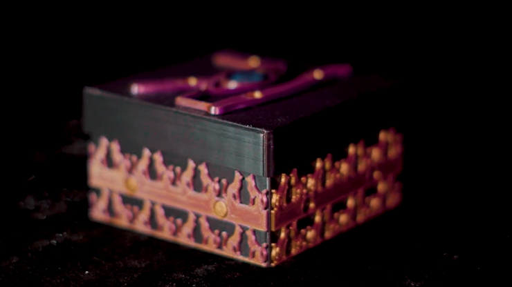 Horus Box by Pierre Velarde